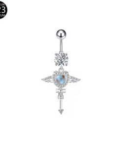 Bauchnabelpiercing mit Herz- und Engelsflügel-Anhänger und Kristallen