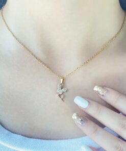 Halskette mit Schmetterlingsblumen-Anhänger