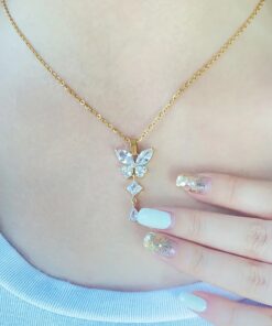 Halskette mit Schmetterlings-Tropfen Anhänger